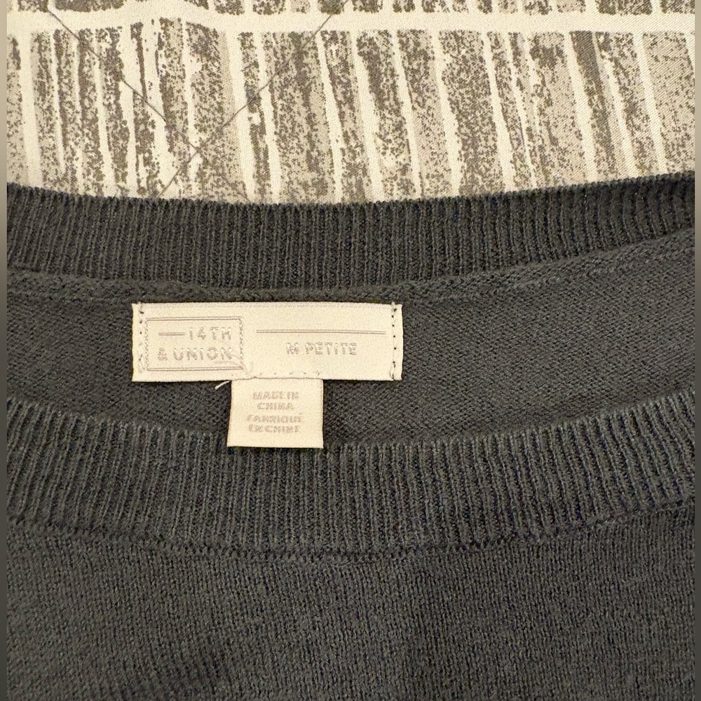 16th & Union Green Sweater